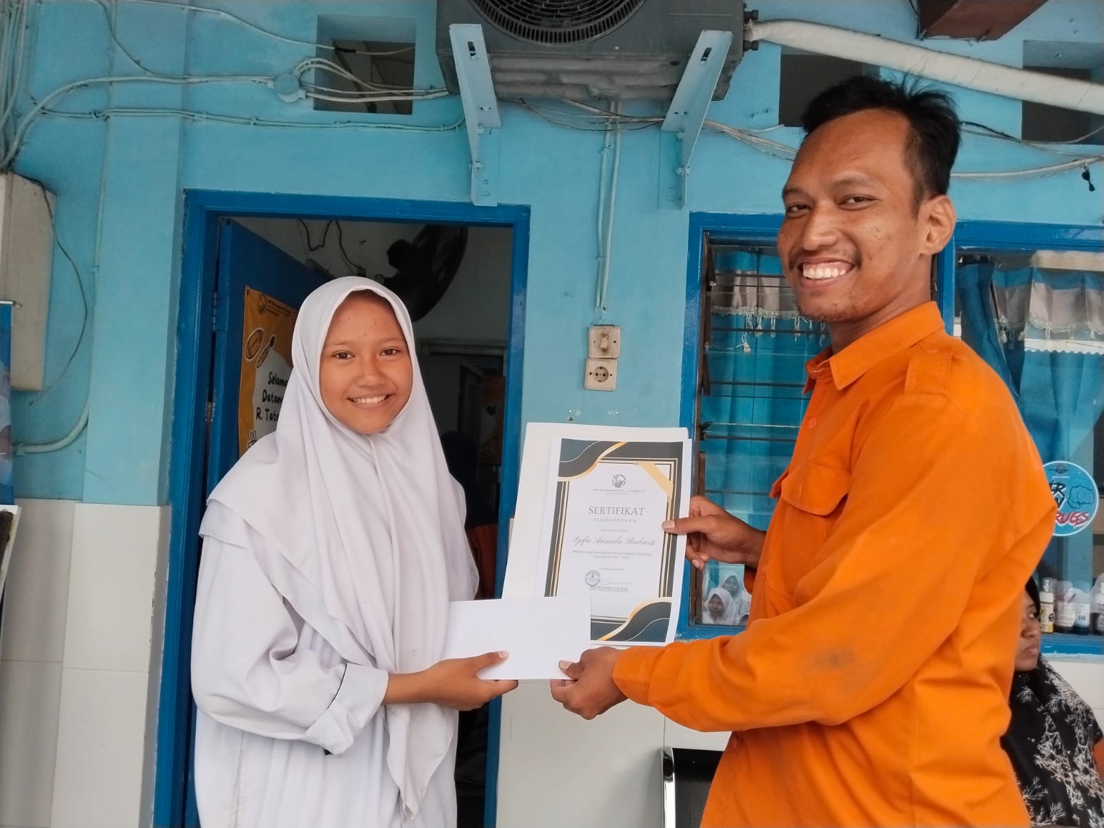 Mading dan Duta Progresif Lahir dalam Peringatan Sumpah Pemuda di SMP Muhammadiyah 3 Surabaya